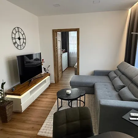 Apartment S Balkonem, Klimatizaci A Infrasaunou *