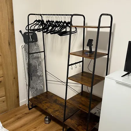 S Balkonem, Klimatizaci A Infrasaunou Lägenhet *