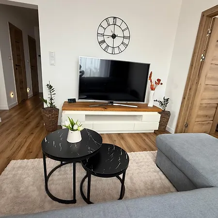 Apartment S Balkonem, Klimatizaci A Infrasaunou