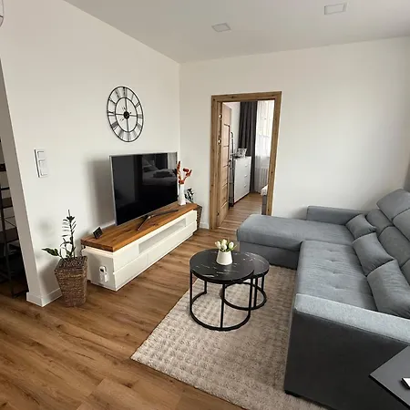 Lägenhet S Balkonem, Klimatizaci A Infrasaunou