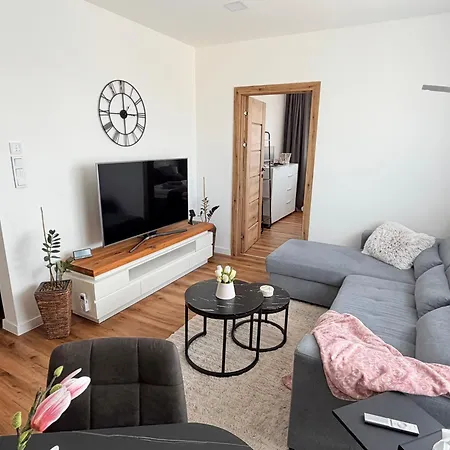 Apartnany To-to דירה