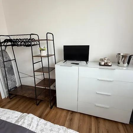 Apartnany To-to דירה