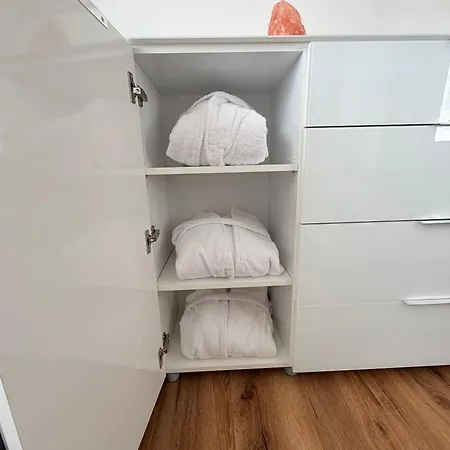 Apartnany To-to דירה *